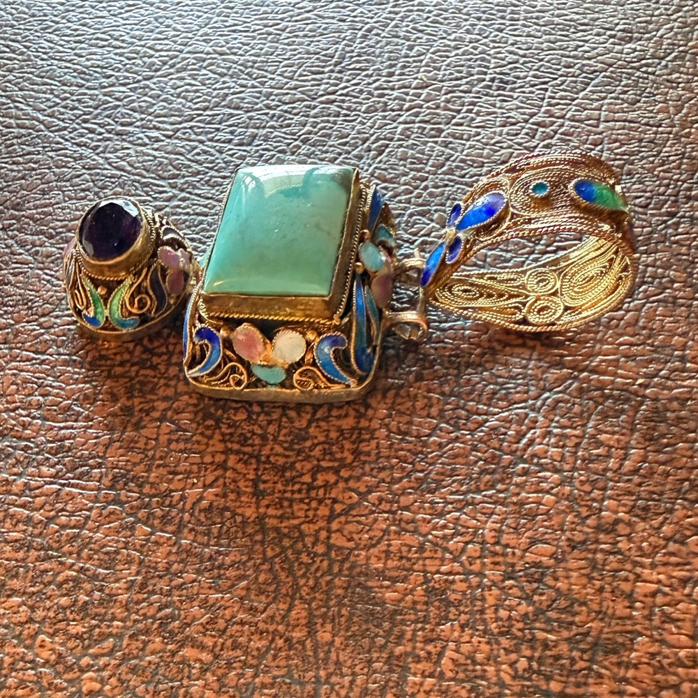 Gold-Tone Pendant Necklace with Turquoise and Amethyst Source Unknown - Picture 4 of 12